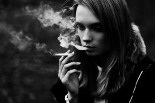 Palenie papierosów – co przez nie maskujesz?