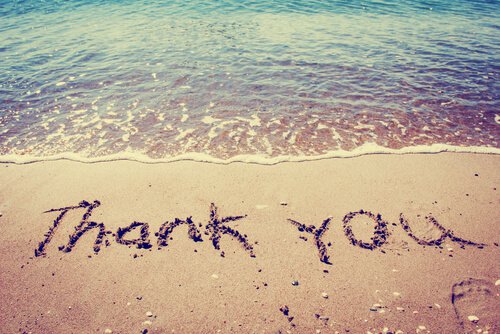 Dziękuje napisane na piasku - wdzięczność
