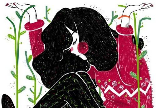 Kobieta z uniesionymi rękoma