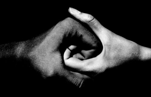 Jedność zaciśniętych pięści