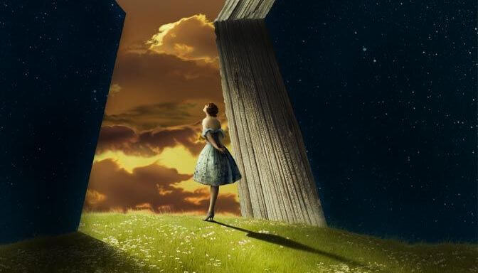 dziewczyna między skałami