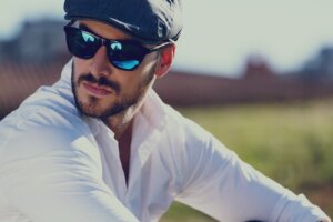 Mężczyźni z brodą – dlaczego są tak atrakcyjni?