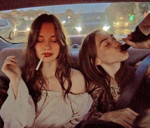 Islandia- jak powstrzymała nastolatki przed piciem i paleniem?