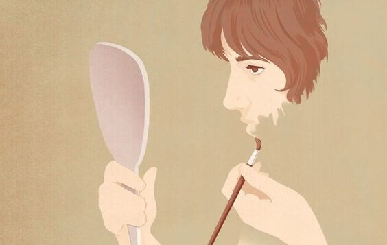 Kobieta malująca twarz