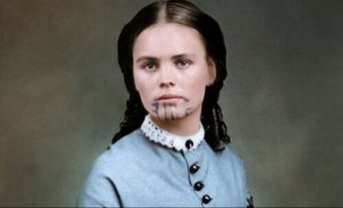 Olive Oatman, kobieta z niebieskim tatuażem