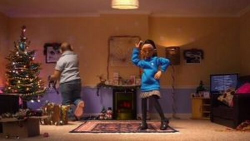 Kochać znaczy być obecnym - spot BBC