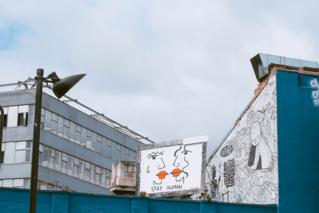 Bilboard - pozostań człowiekiem.