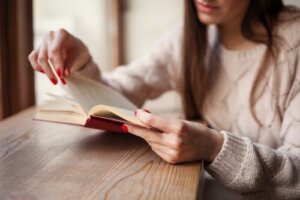 Książki, które pomogą Ci ukoić złamane serce
