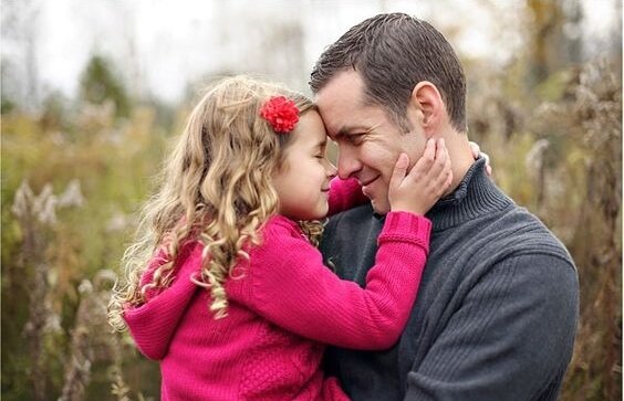 Kompleks Elektry - dziewczynka z ojcem.