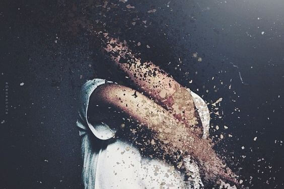 Pokochać swoje ciało - ciało w rozsypce.