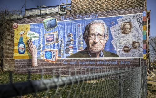 Mural z chomskym