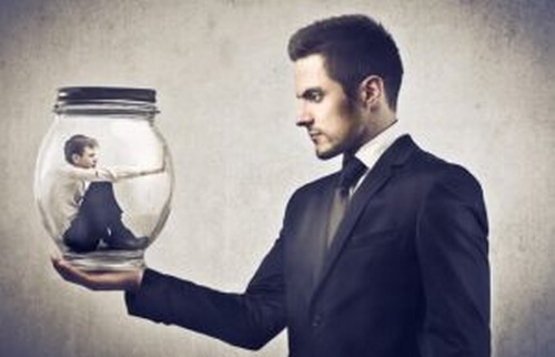 Toksyczny szef - główne cechy charakterystyczne