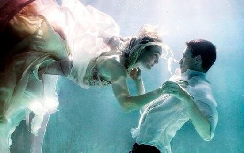 Związek aleksytymiczny - czy wiesz, co to takiego i czym się cechuje?