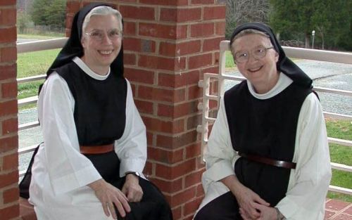 Dwie zakonnice