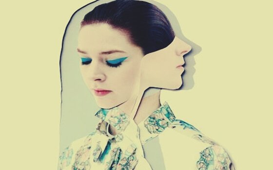 Kobieta o dwóch twarzach.