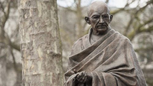 Grzechy społeczne według Gandhiego