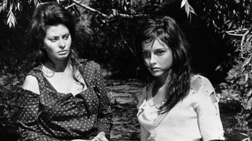 Wizerunek kobiety w filmie - matka i córka - kadr