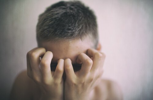 Niewidzialni pacjenci: młodzi ludzie i przewlekła choroba