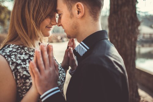 Harmonijny związek: jak nauczyć się kochać?