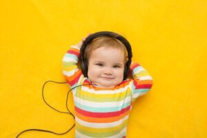Muzyka i jej wpływ na dzieci: czy podnosi ich inteligencję?