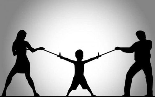 Zespół alienacji rodzicielskiej - rodzice walczą o dziecko