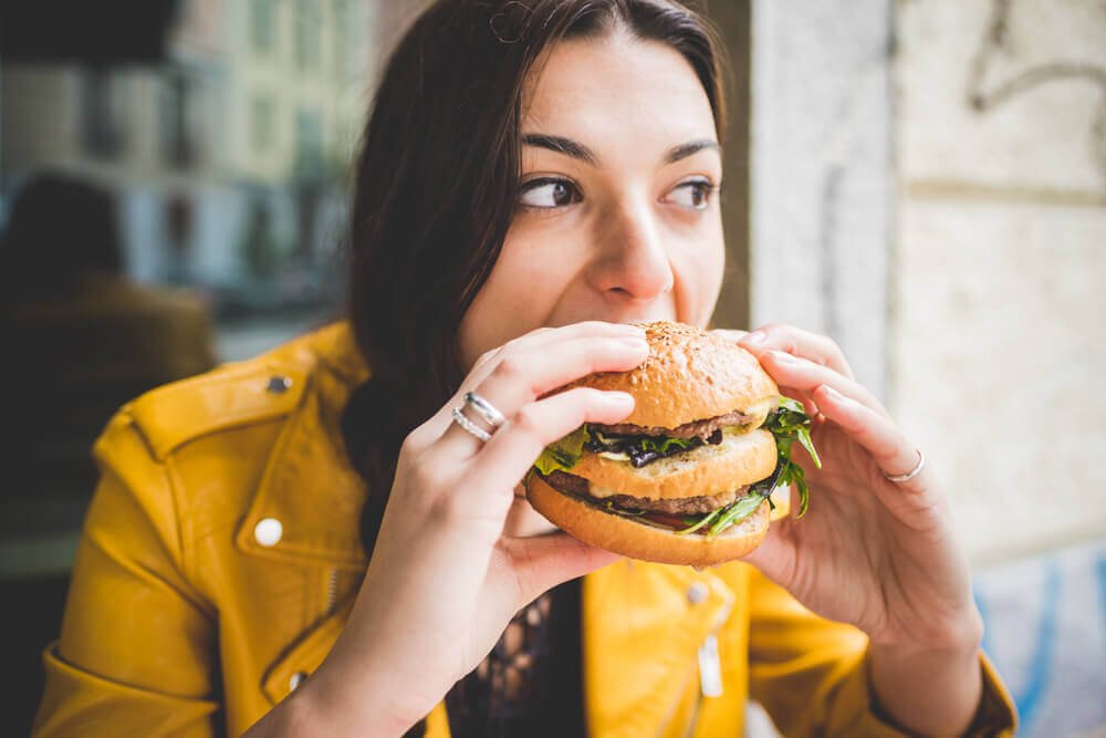 Kobieta je hamburgera - dieta a iloraz inteligencji