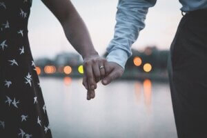 Monogamia – czy jest już tylko ideałem należącym do przeszłości?