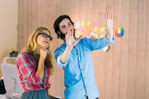 Para wspólnie planuje