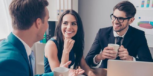 Rozmowa ze znajomymi