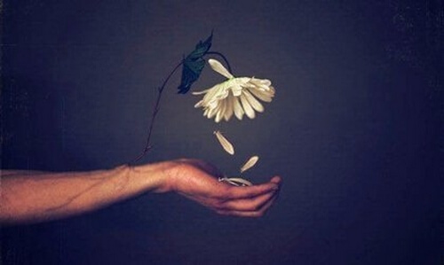 Pogarda powoduje urazy psychiczne