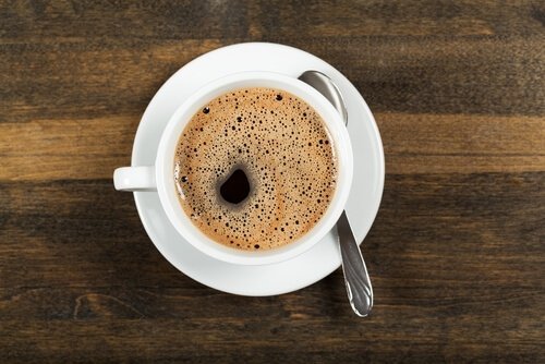 Kofeina w filiżance kawy 