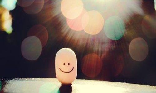 Poczucie humoru - uśmiechnięta tabletka