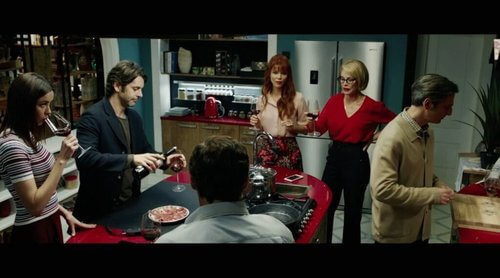 Przyjaciele na kolacji.