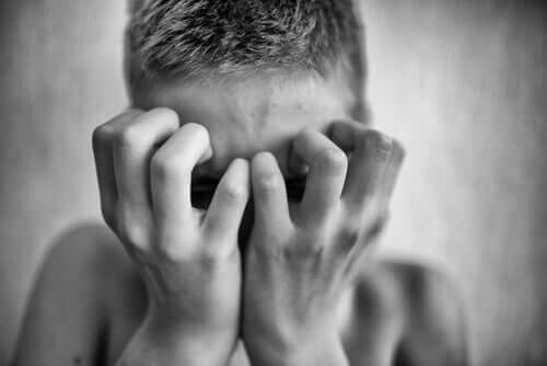 Paranoja - czym jest i jakie niesie ze sobą zagrożenia?