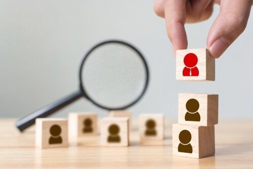 Psychologia biznesu: zastosowania i korzyści z niej płynące