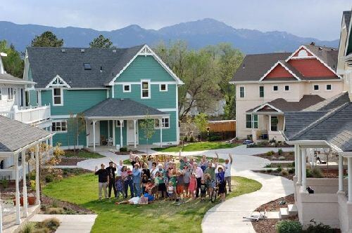 Cohousing: nowy styl życia w małych społecznościach