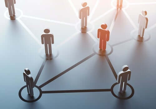 Manekiny na mapie powiązań