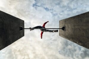 Nastolatki i ryzykowne zachowania: dlaczego zdarza się to tak często?