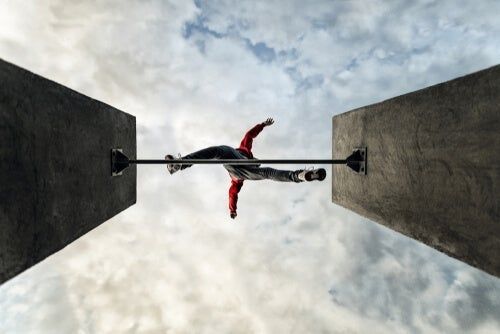 Nastolatki i ryzykowne zachowania: dlaczego zdarza się to tak często?