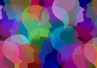 Psychologia systemowa: o co w niej chodzi?