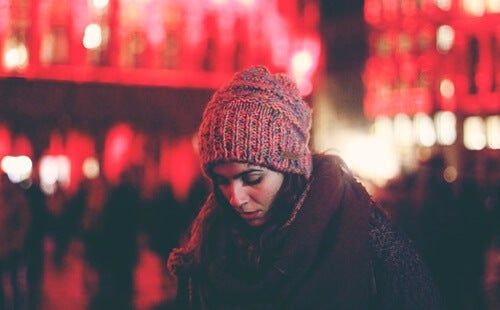 Dlaczego ludzie, których kochasz ranią Cię najbardziej?