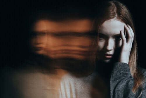 Jak radzić sobie z samokrytyką i wreszcie czuć się dobrze