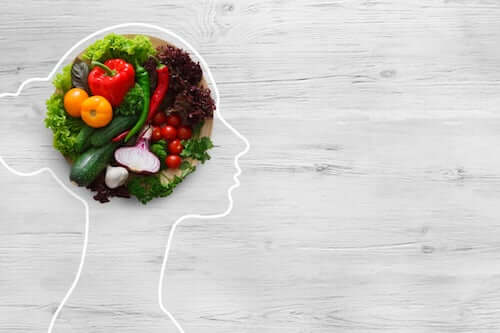 Mózg kobiety z warzywami