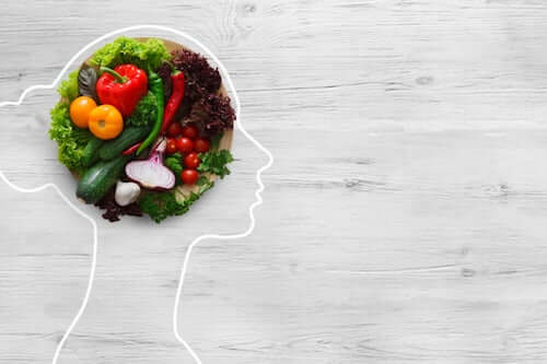 Mózg kobiety z warzywami