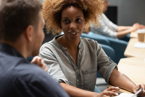 Rozmowa dwojga osób