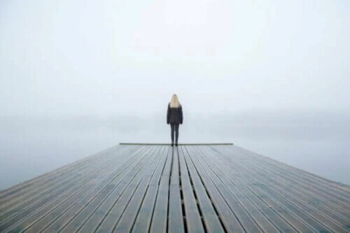 Strach przed ciszą – dlaczego się jej boimy?