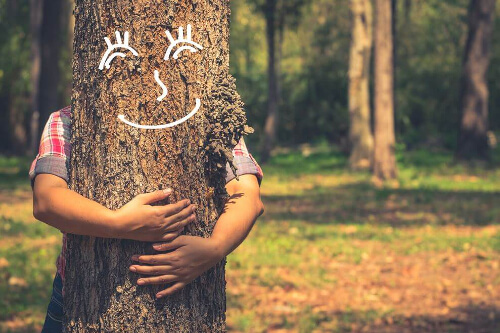 Czułe przytulenie ma znacznie większą wartość niż udzielenie rady