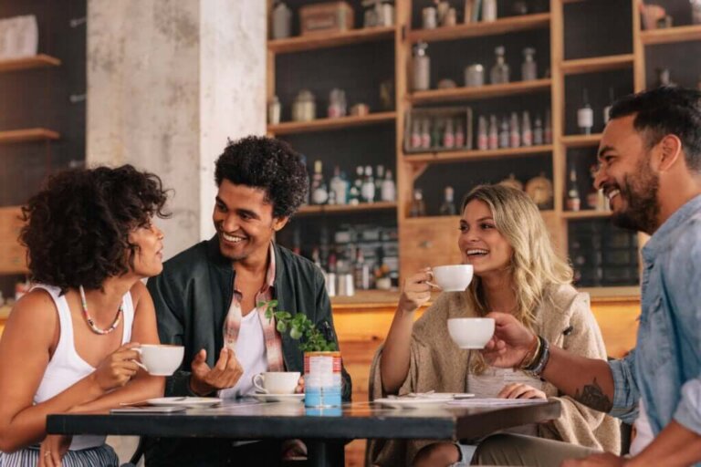 Jak poznawać nowych ludzi? Poznaj kilka porad!