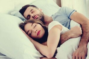 Na czym polega seksomnia? Poznaj to zjawisko!