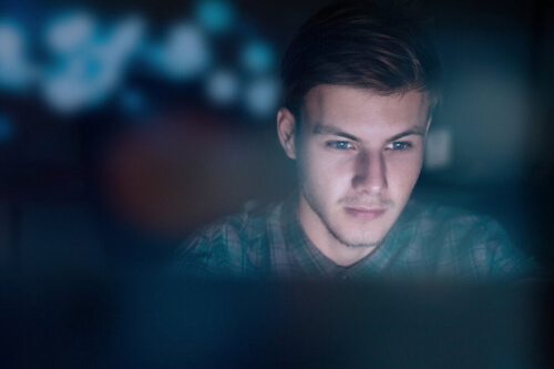 Pornografia internetowa a przemoc seksualna